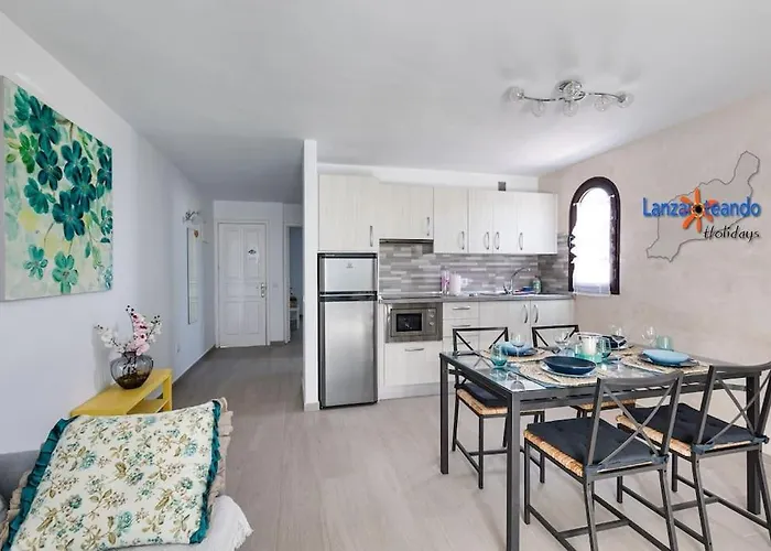 Papillon Apartment *
